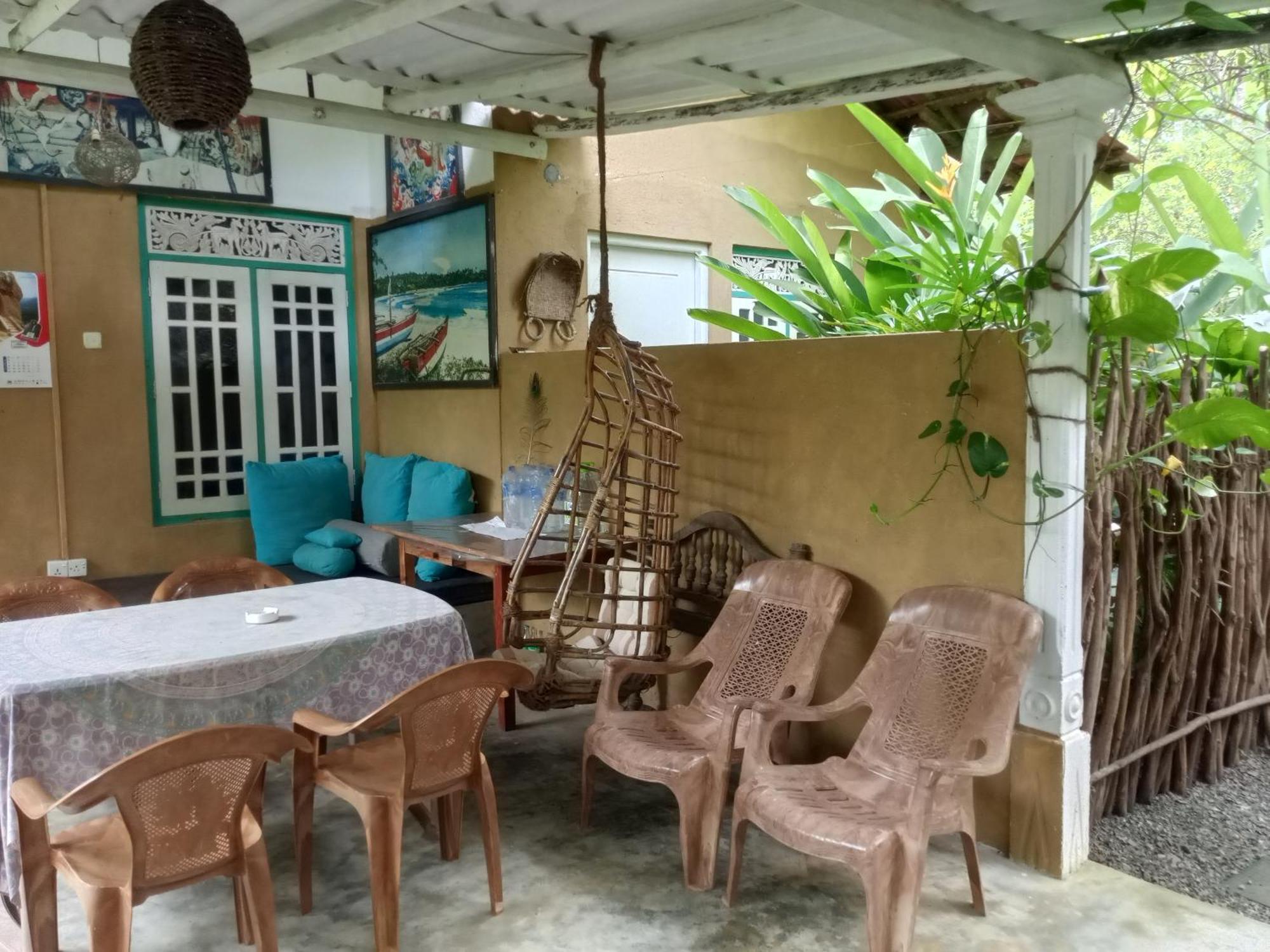 Hiriketiya Mahi Surf Appartement Zuid-Dikwella Buitenkant foto
